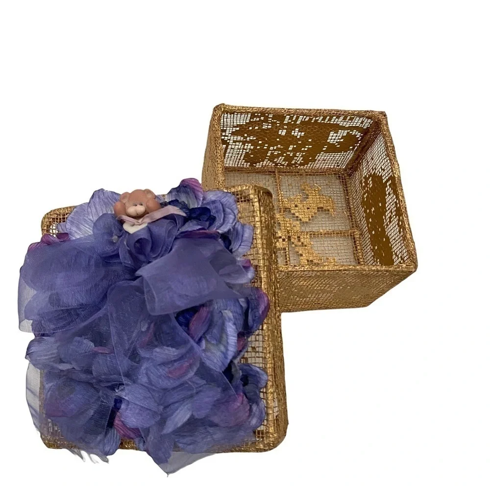 Treasure Trinket Gold Mesh Box with Lid Purple Floral 4x4x2.75